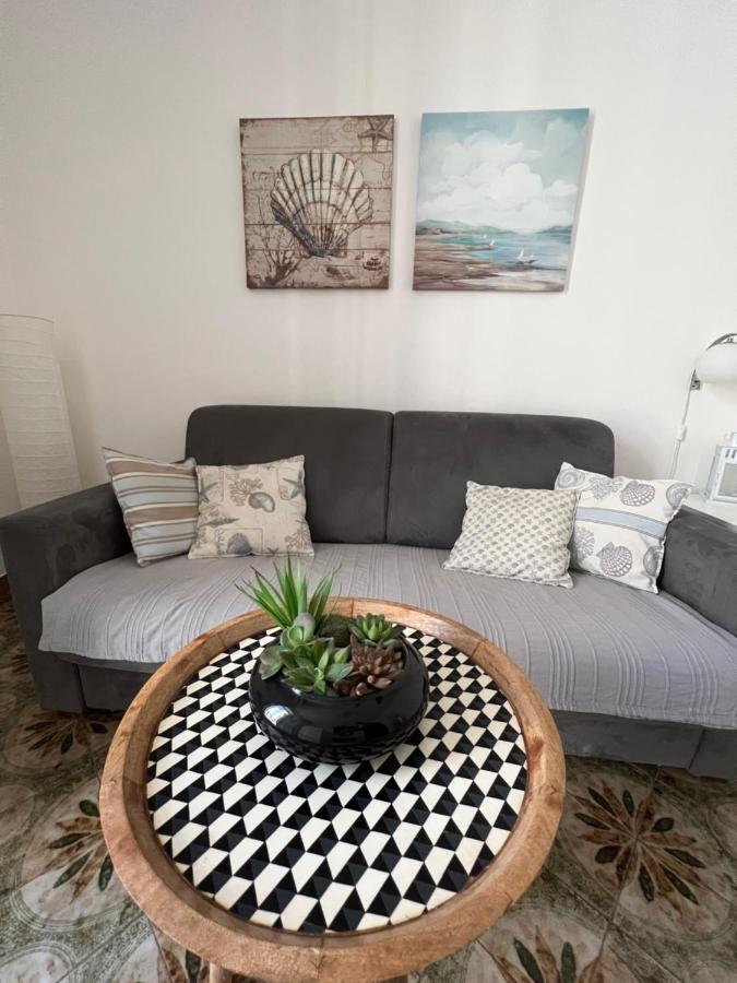 Casa Jelena Apartment Чефалу Екстериор снимка